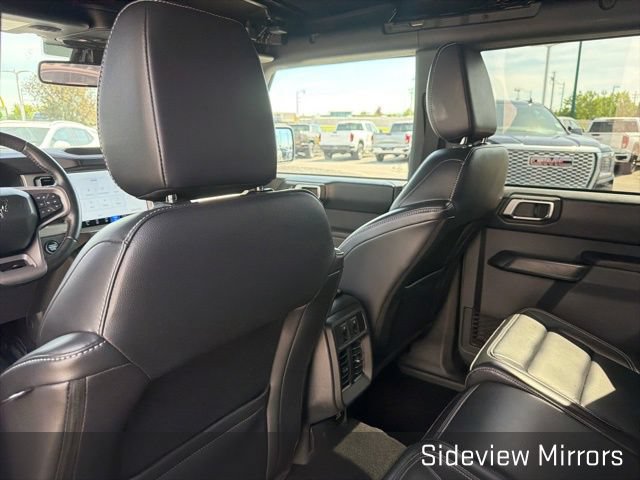 Used 2025 Ford Bronco Outer Banks AWD/4WD image 24