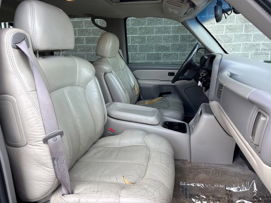 Used 2001 Chevrolet Tahoe LS AWD/4WD image 26