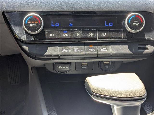 Used 2021 Hyundai Elantra SEL FWD image 14