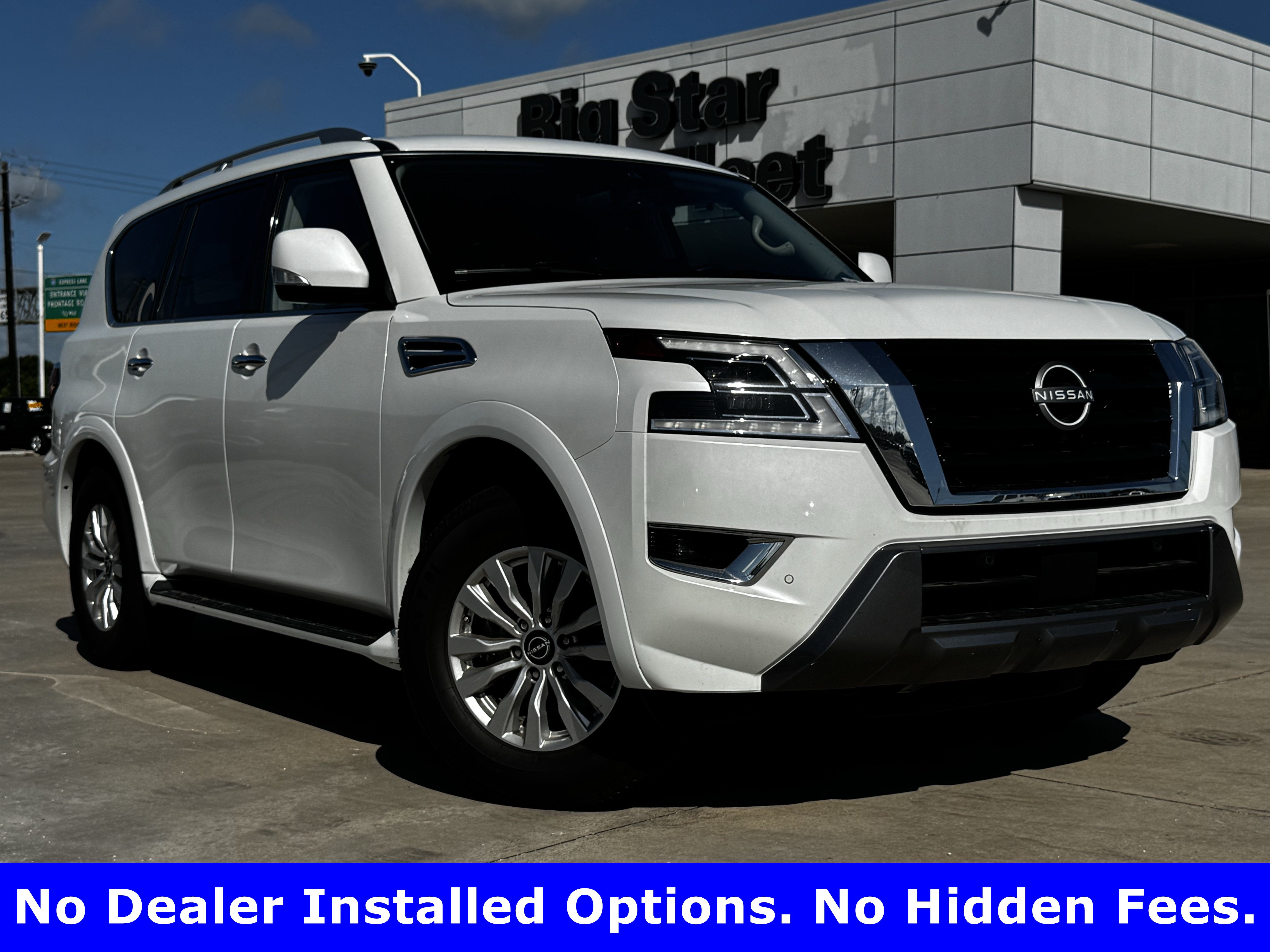 Used 2024 Nissan Armada SV RWD image 2
