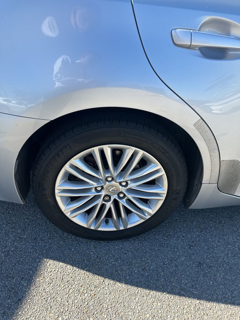 Used 2013 Lexus ES 350 w/ Luxury Pkg image 6