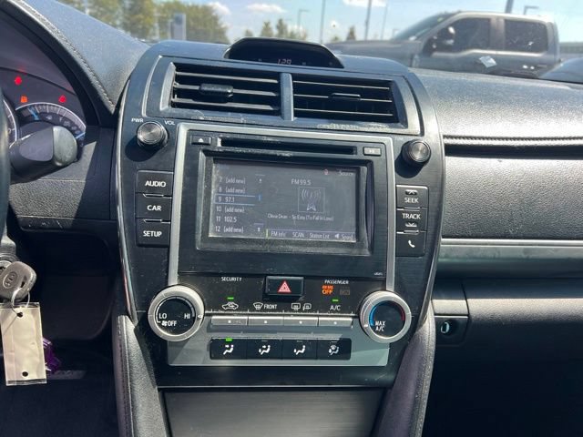 Used 2014 Toyota Camry SE w/ Fleet Convenience Package FWD image 16