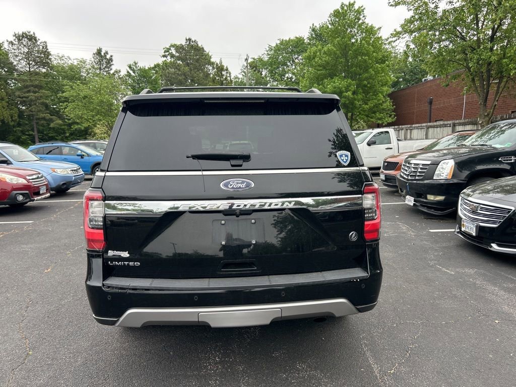 Used 2018 Ford Expedition Limited w/ Equipment Group 302A AWD/4WD image 4