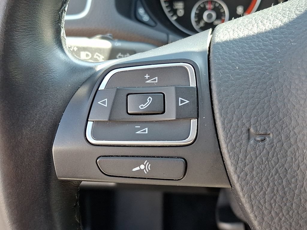 Used 2014 Volkswagen Passat 1.8T SE FWD image 21