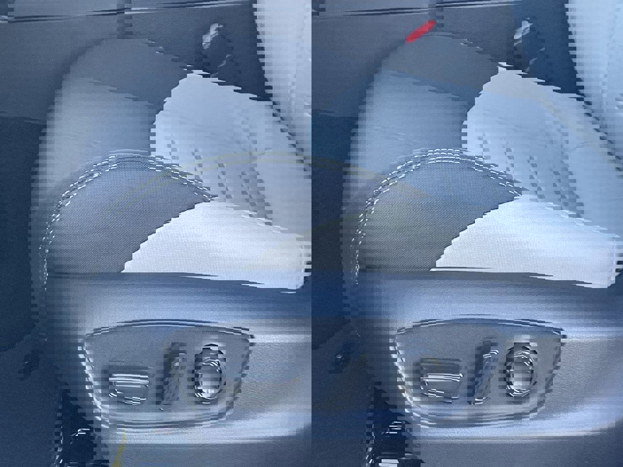 New 2026 Toyota Tacoma TRD Off-Road image 17