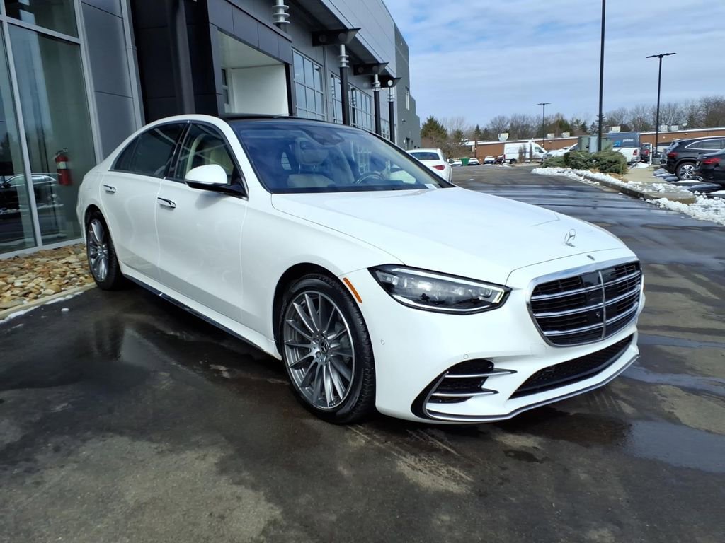 Certified 2025 Mercedes-Benz S 580 4MATIC Sedan image 8