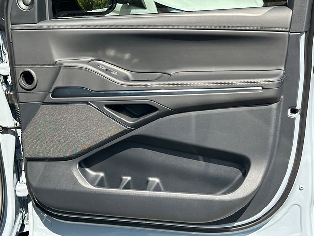 New 2026 Lincoln Navigator L Reserve AWD/4WD image 16