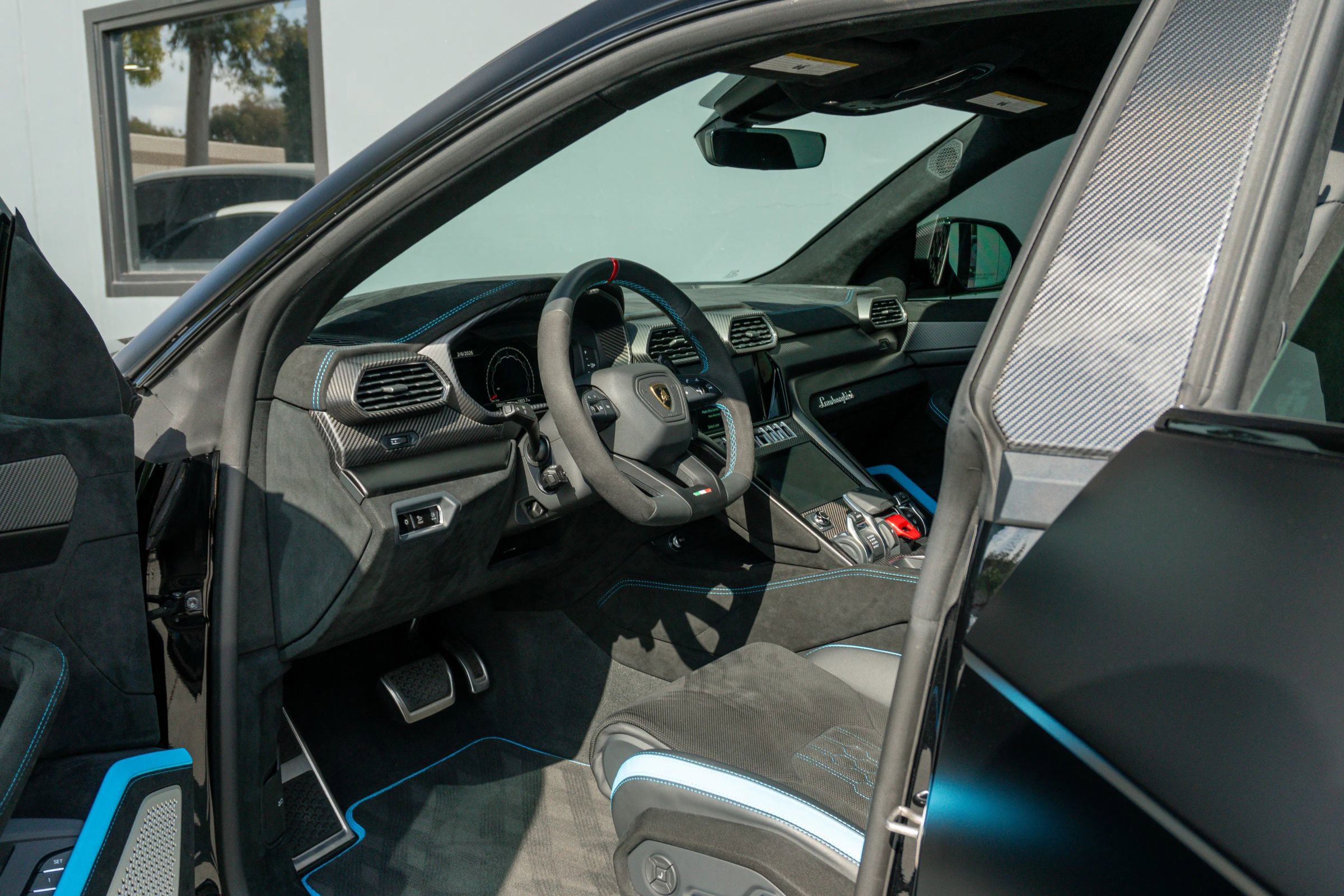 Used 2024 Lamborghini Urus Performante image 10