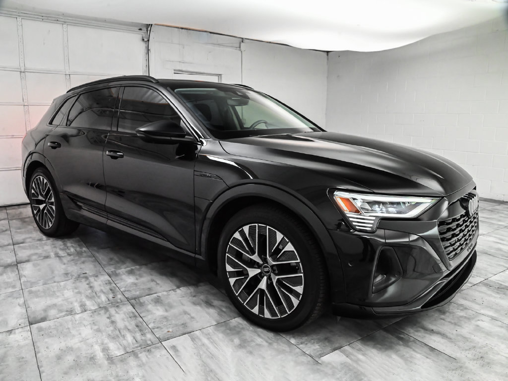 Used 2024 Audi Q8 e-tron Prestige w/ Prestige Package AWD/4WD image 3