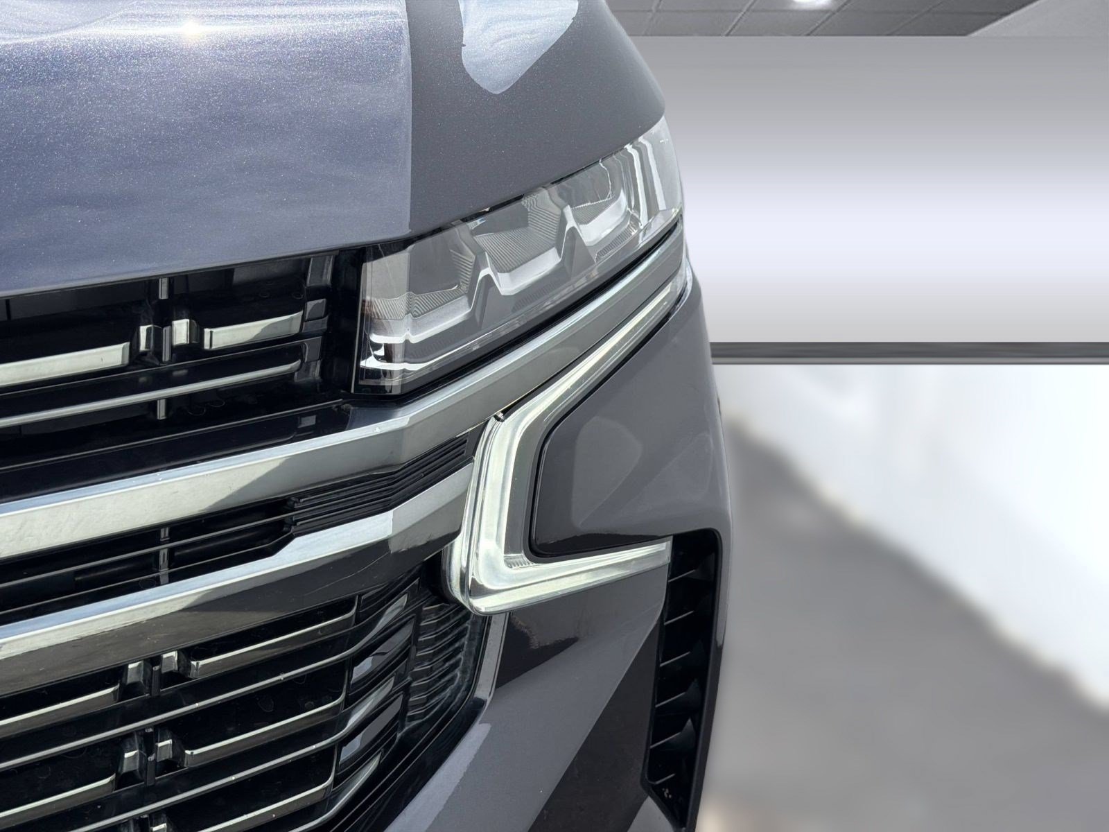 Used 2022 Chevrolet Tahoe RST w/ Luxury Package AWD/4WD image 11