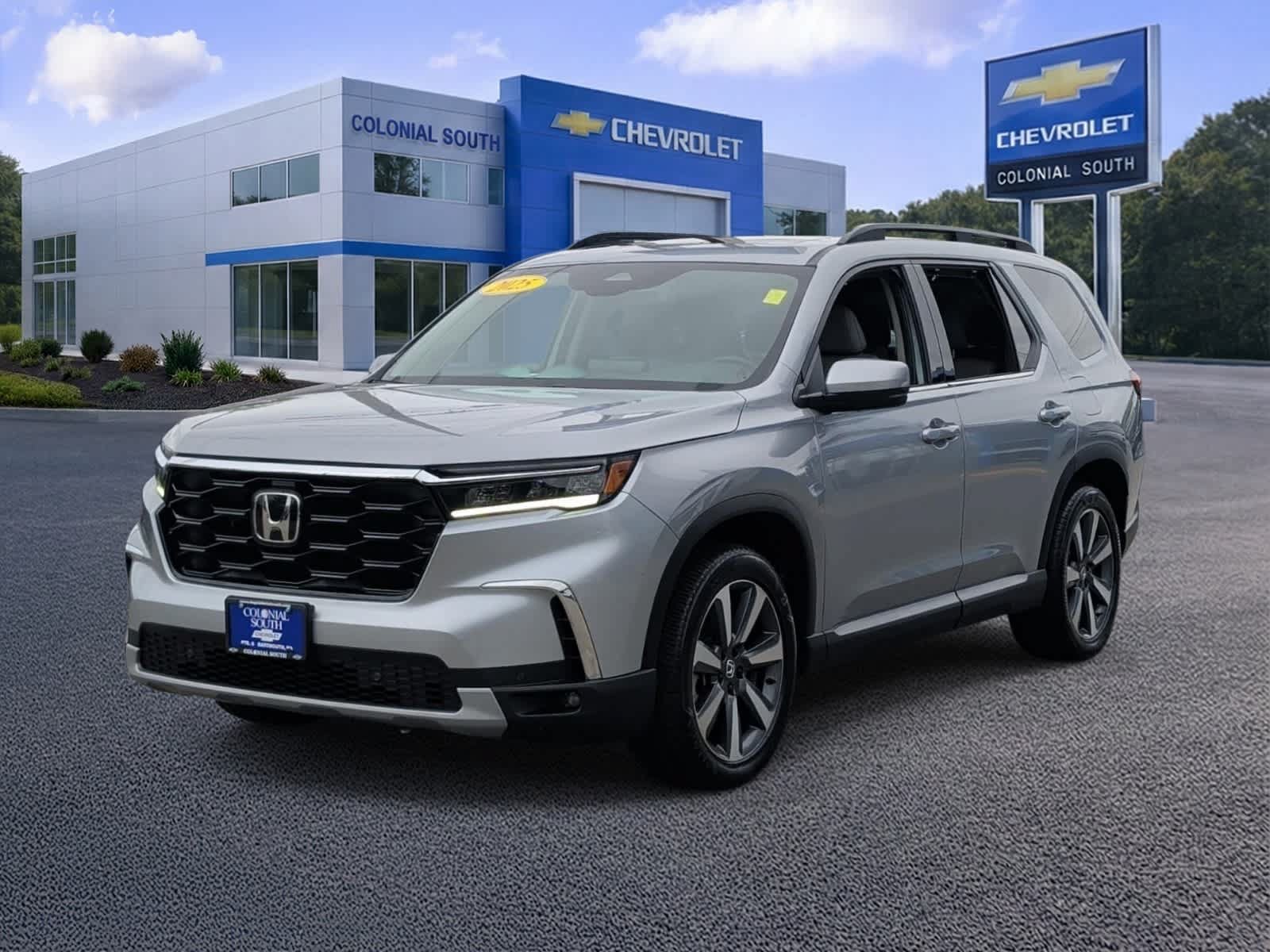 Used 2025 Honda Pilot Touring