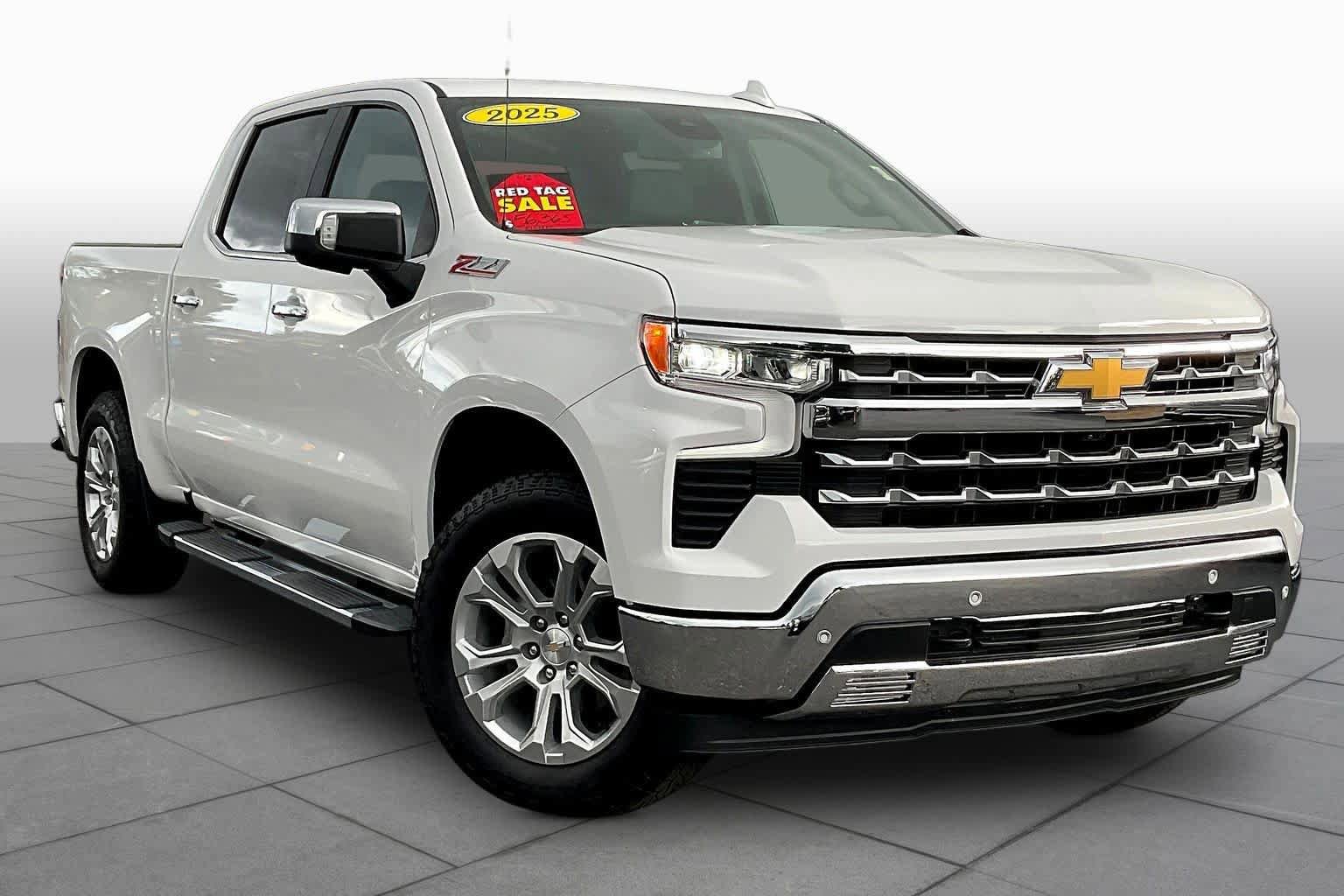 Certified 2025 Chevrolet Silverado 1500 LTZ AWD/4WD image 3
