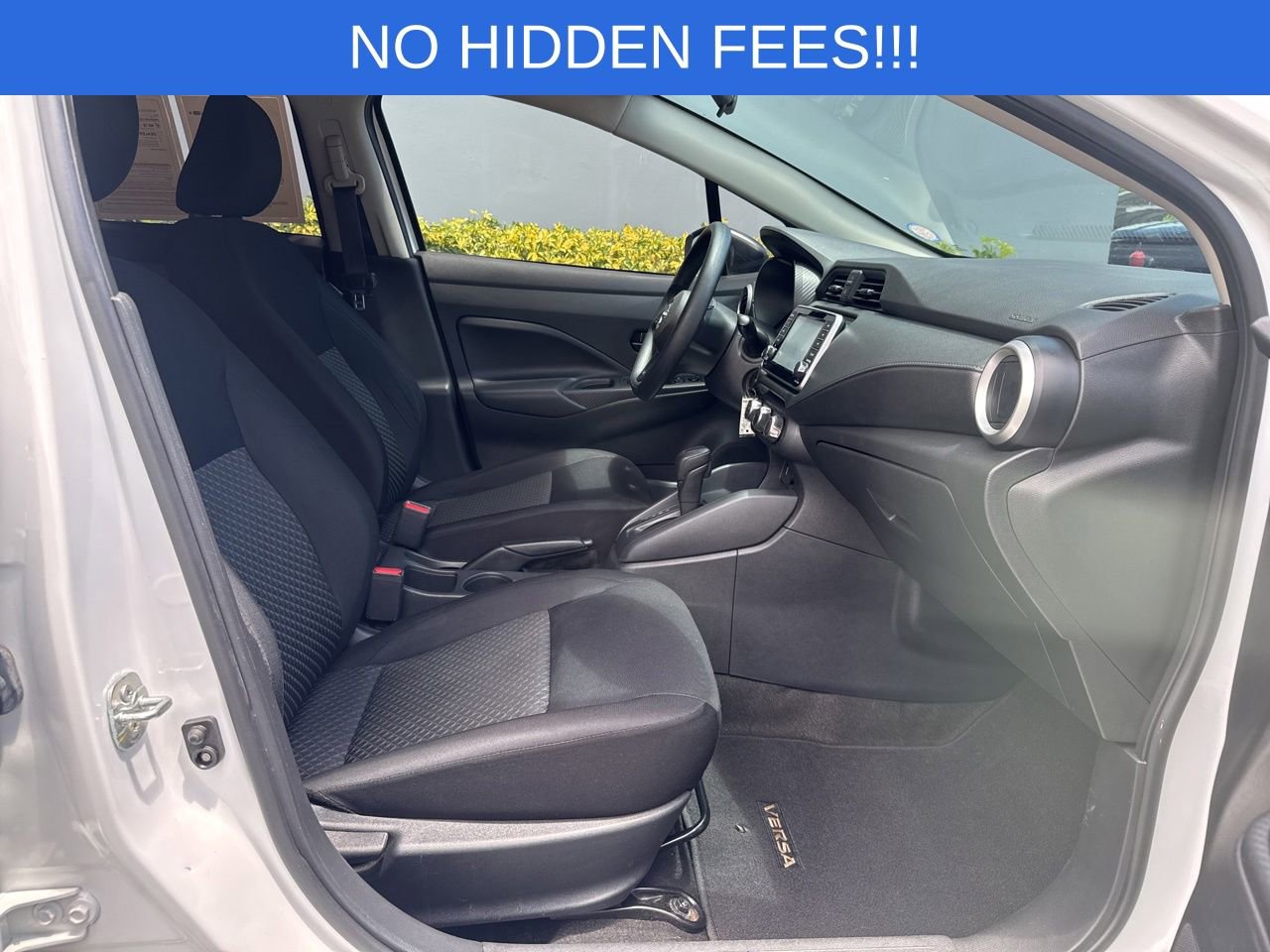 Used 2023 Nissan Versa S FWD image 13