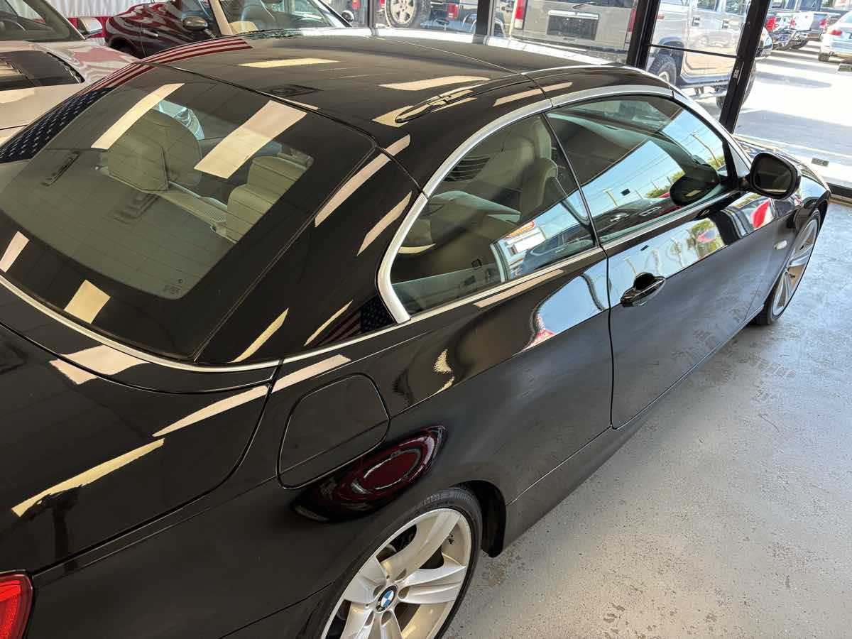 Used 2011 BMW 328i Convertible RWD image 11
