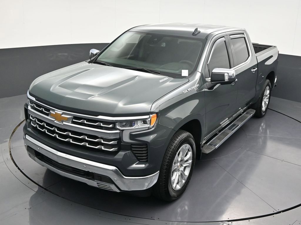 Used 2025 Chevrolet Silverado 1500 LTZ image 15