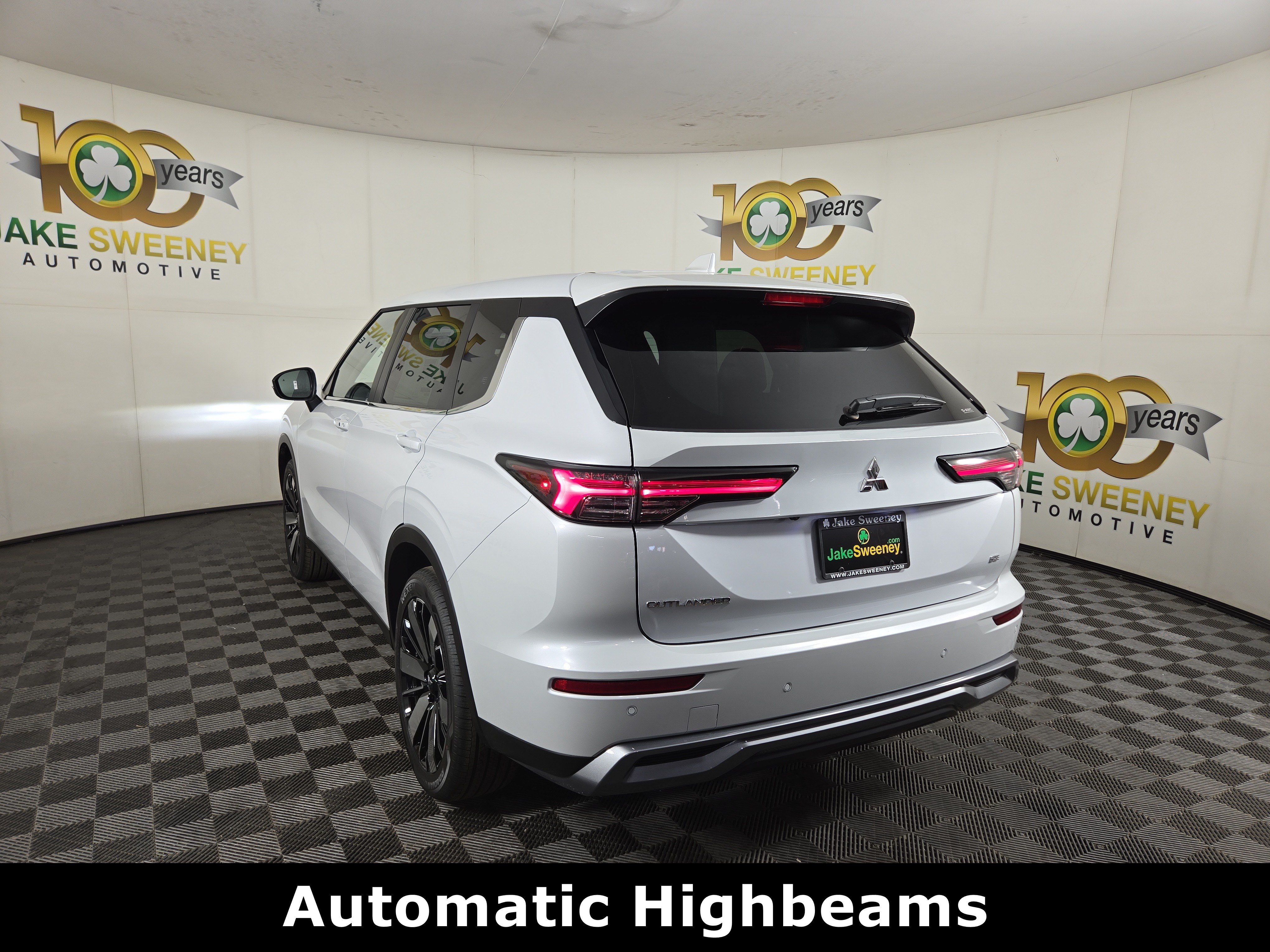 New 2026 Mitsubishi Outlander SE AWD/4WD image 5