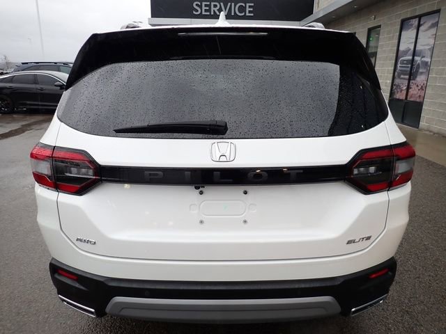 Used 2024 Honda Pilot Elite image 4