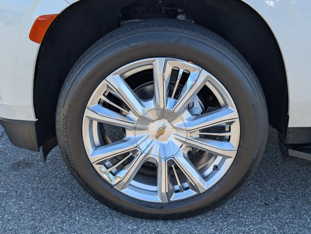 Used 2023 Chevrolet Tahoe High Country image 14