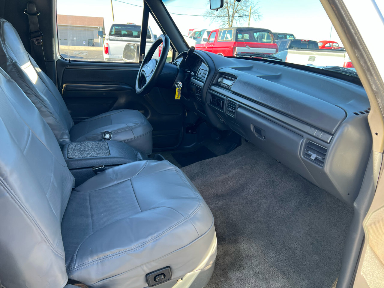 Used 1992 Ford Bronco image 11