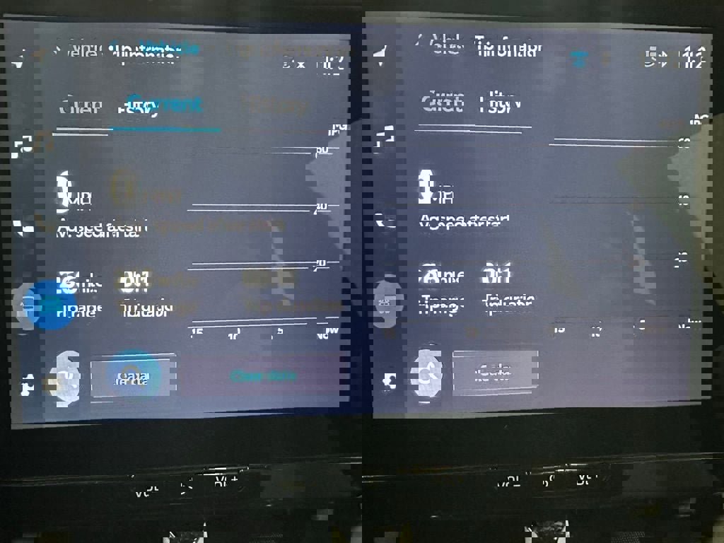 Used 2025 Toyota Corolla SE w/ SE Premium Package image 29