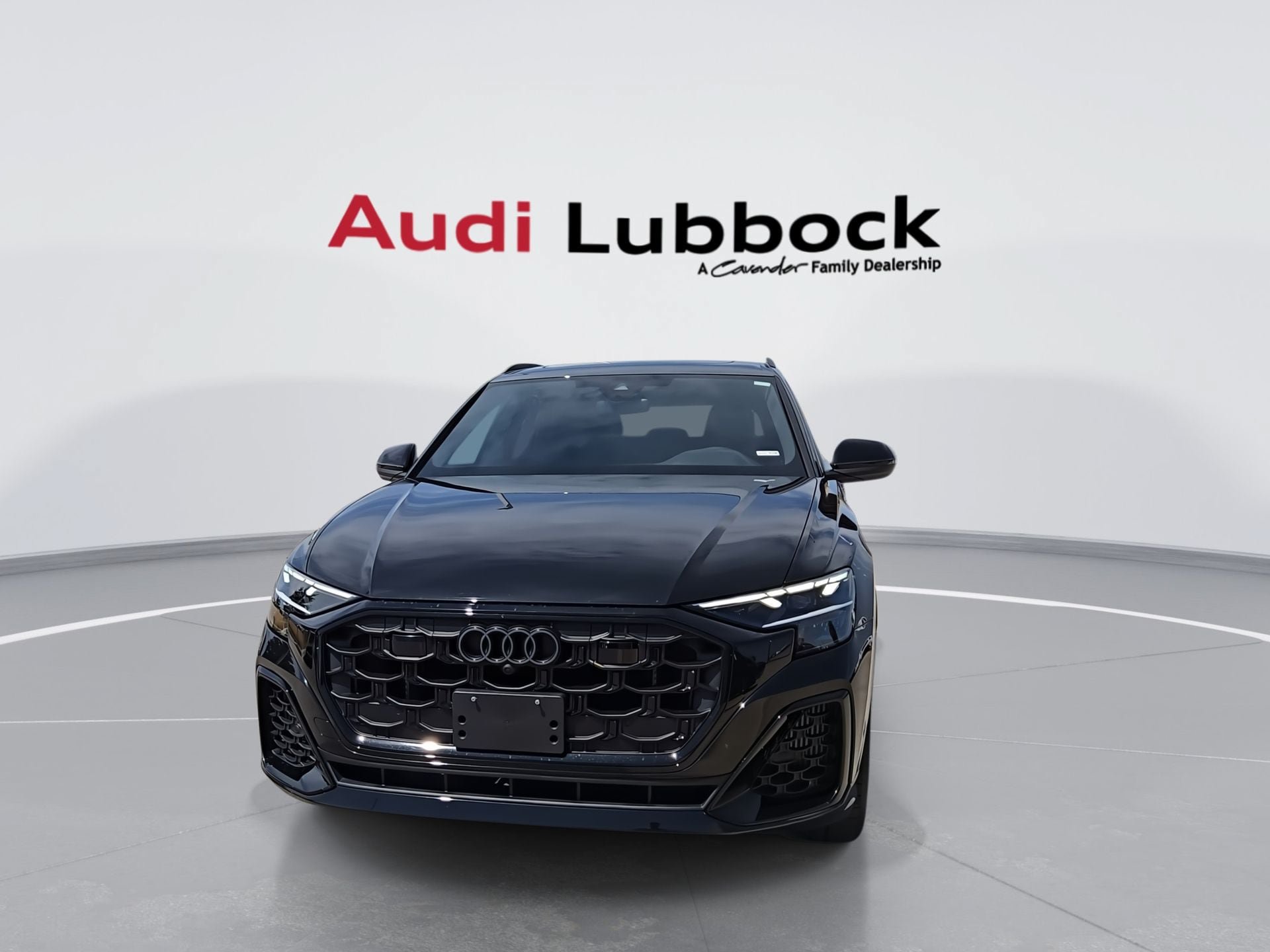 Used 2024 Audi SQ8 Premium Plus AWD/4WD image 3