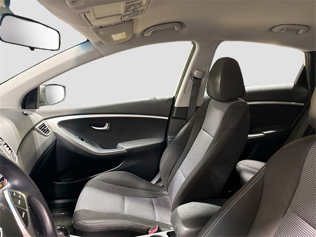 Used 2016 Hyundai Elantra GT image 17