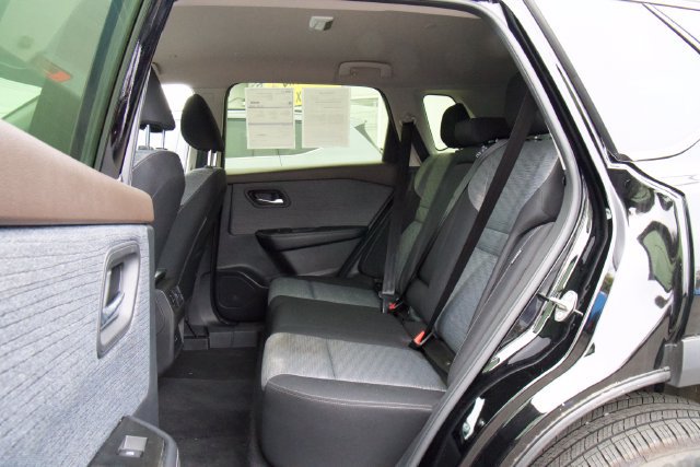 Used 2023 Nissan Rogue SV AWD/4WD image 33