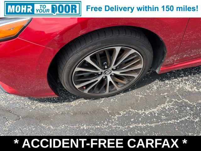 Used 2020 Toyota Camry SE w/ Convenience Package FWD image 11