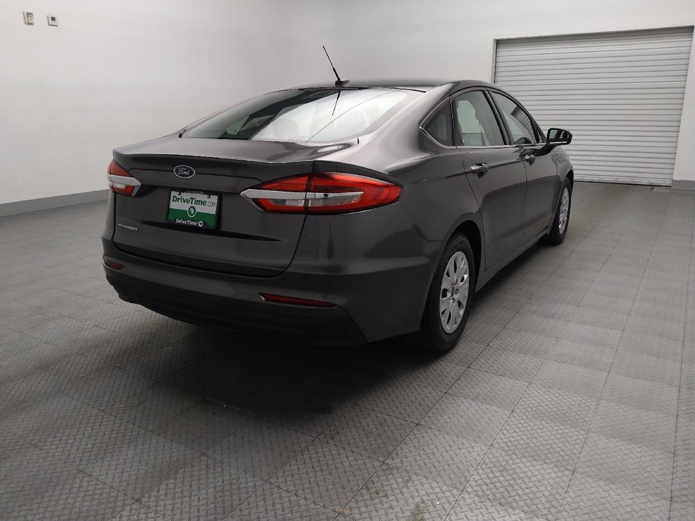 Used 2019 Ford Fusion S image 9
