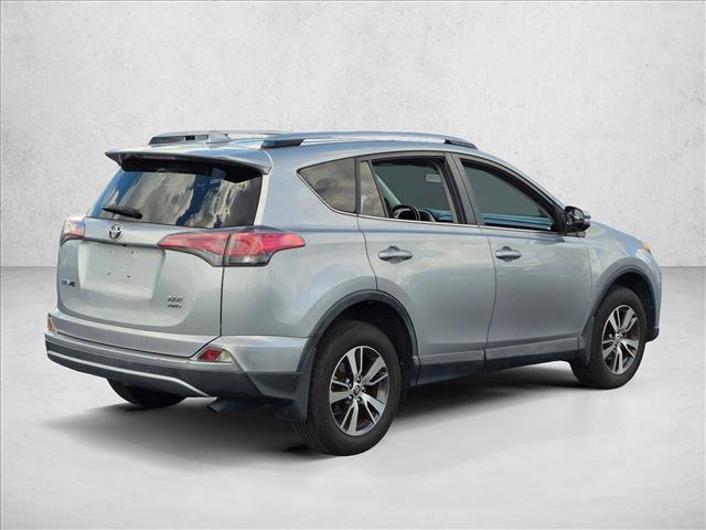 Used 2018 Toyota RAV4 XLE w/ Plus Extra Value Package AWD/4WD image 5