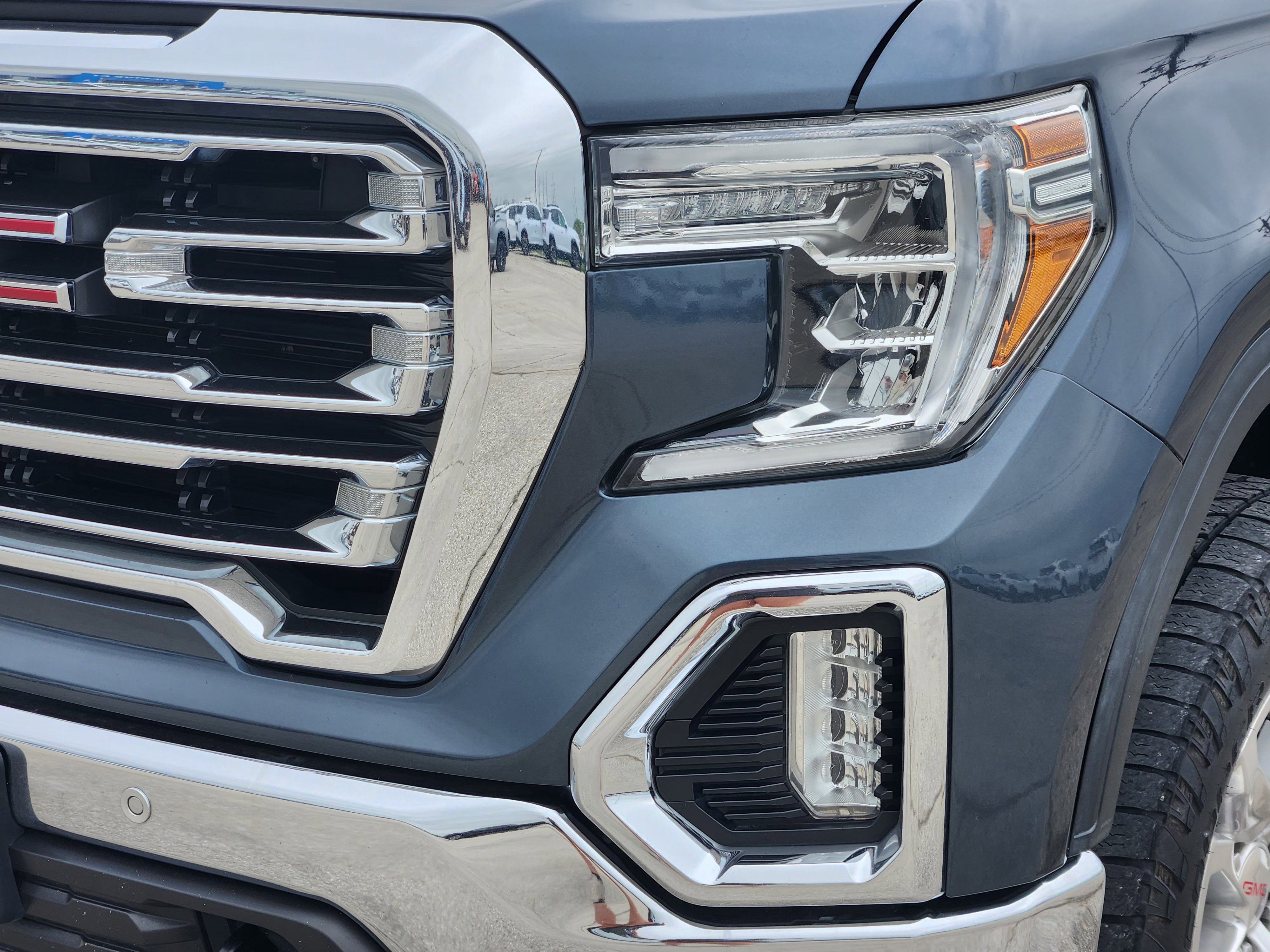 Used 2020 GMC Sierra 1500 SLT AWD/4WD image 8