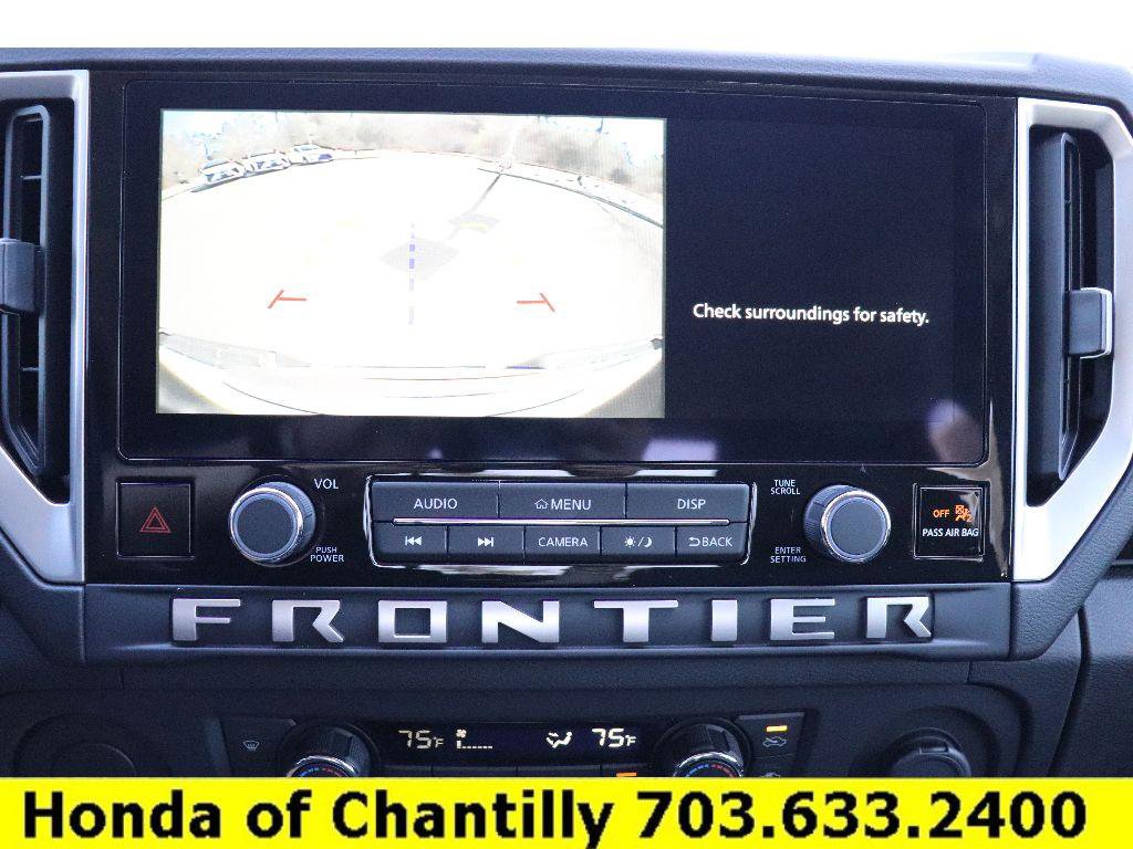 Used 2025 Nissan Frontier SV w/ SV Convenience Package image 15