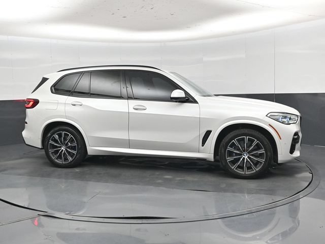 Used 2023 BMW X5 M50i w/ Executive Package AWD/4WD image 34