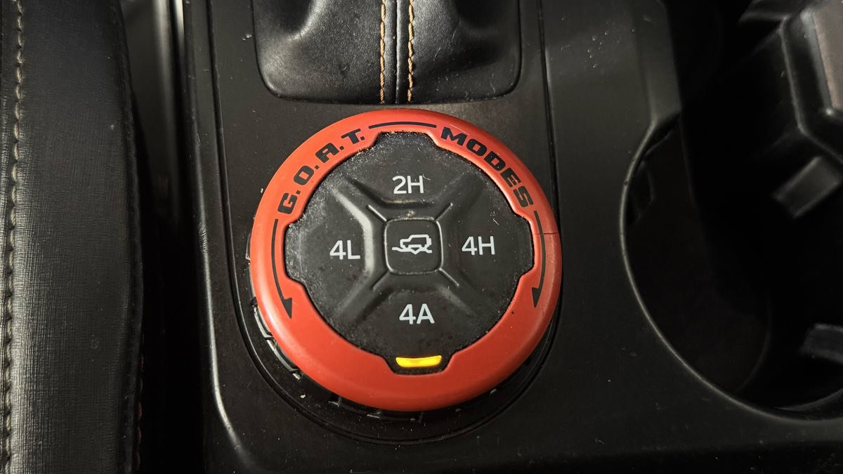 Used 2025 Ford Bronco Raptor w/ Interior Carbon Fiber Pack AWD/4WD image 27
