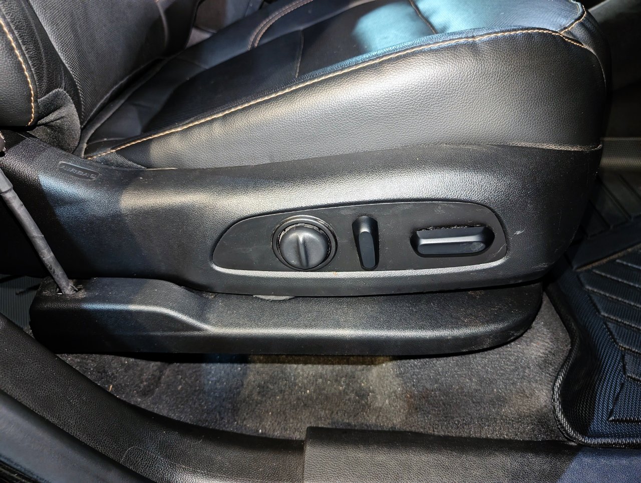 Used 2019 Chevrolet Traverse Premier w/ Redline Edition image 36