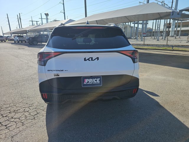Used 2025 Kia Sportage X-Pro image 4