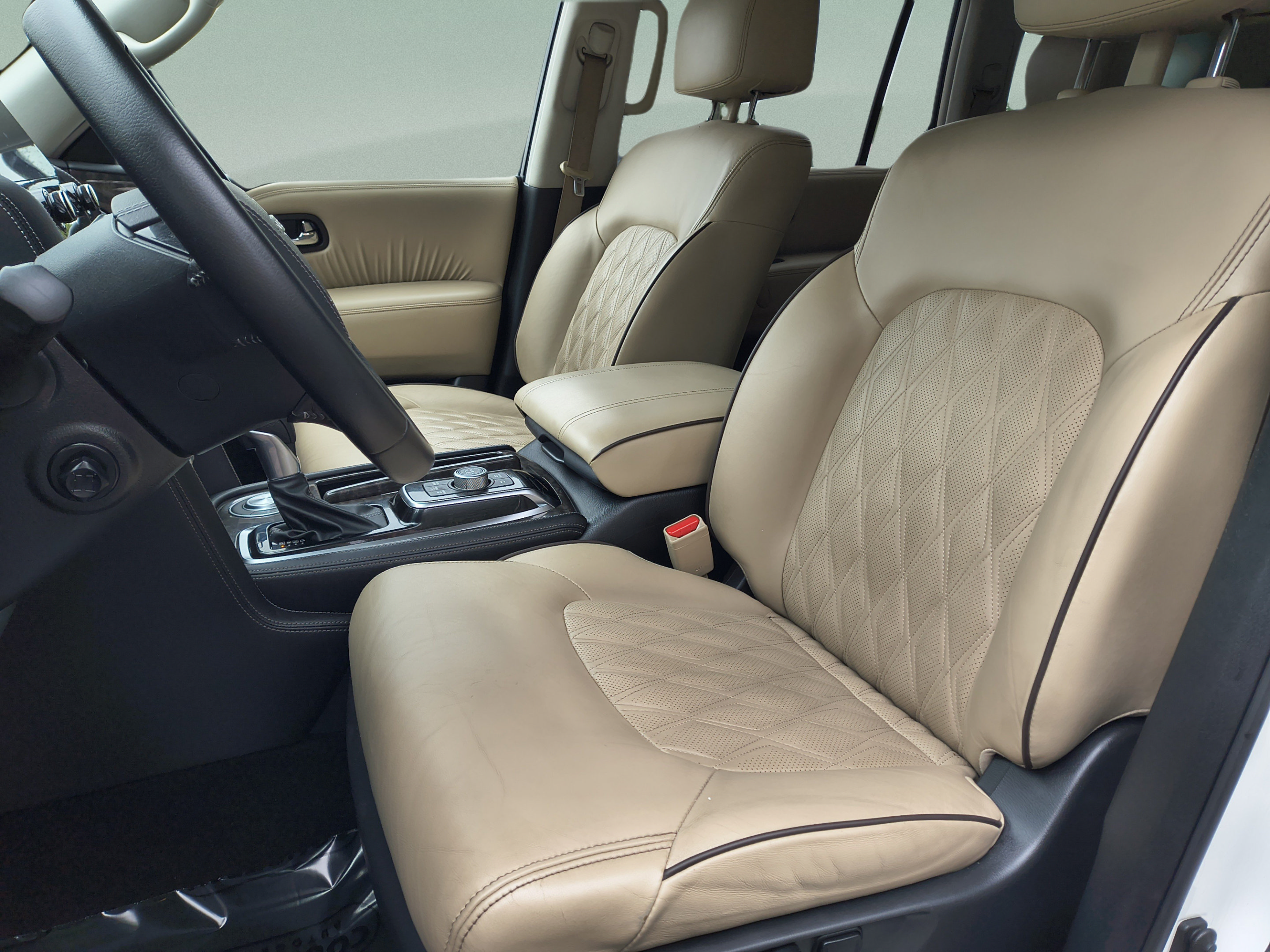Certified 2022 Nissan Armada Platinum w/ Captain's Chairs Package RWD image 24