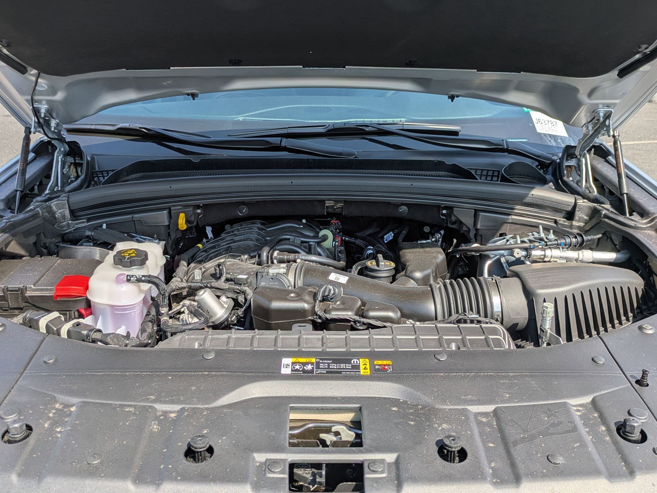 New 2025 Jeep Grand Cherokee L Limited w/ Black Appearance Package image 35