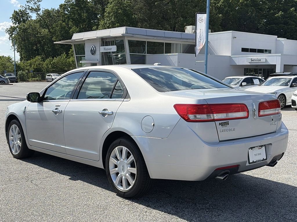 Used 2012 Lincoln MKZ FWD image 4