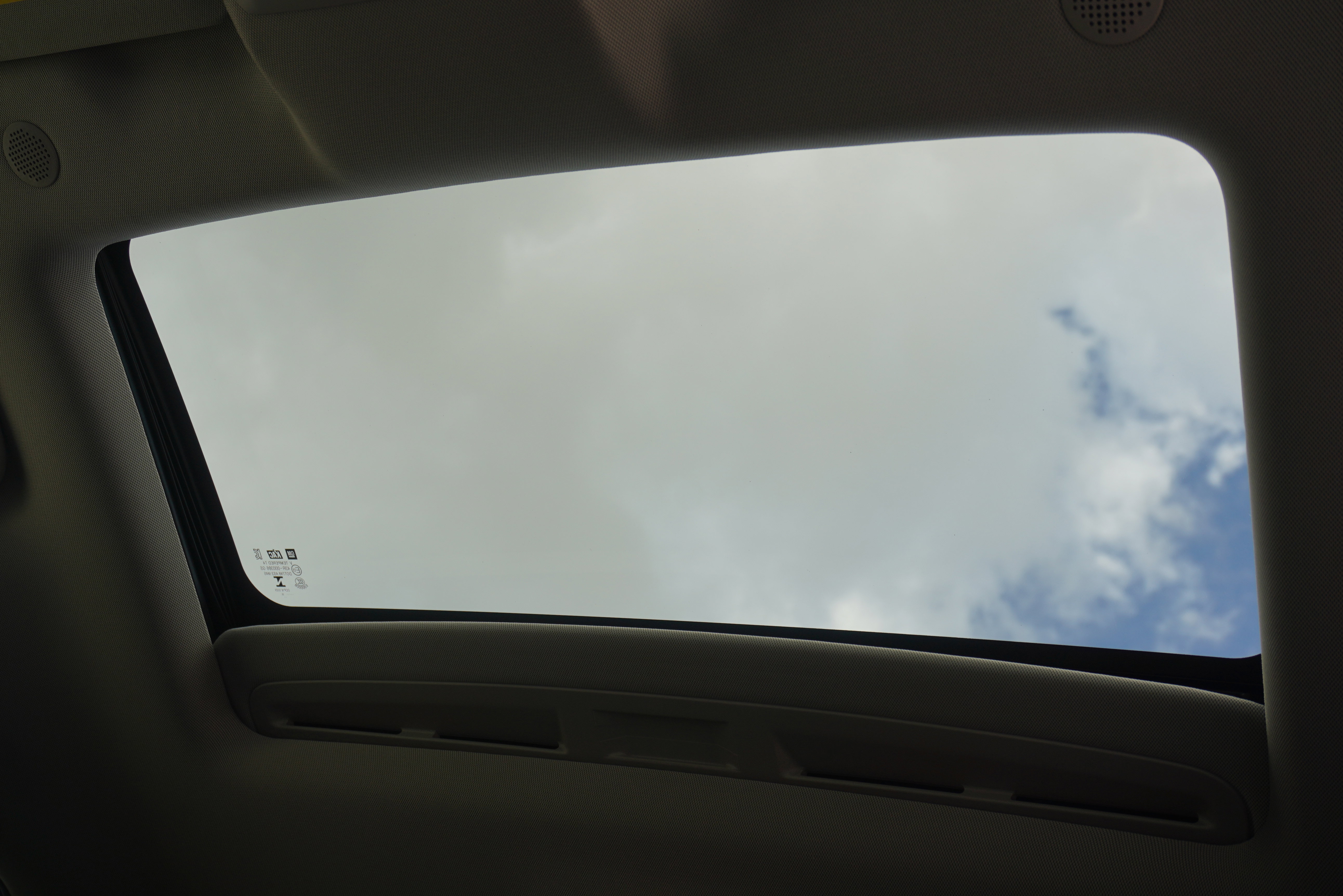 Used 2016 Buick Encore Premium w/ Experience Buick Package image 20