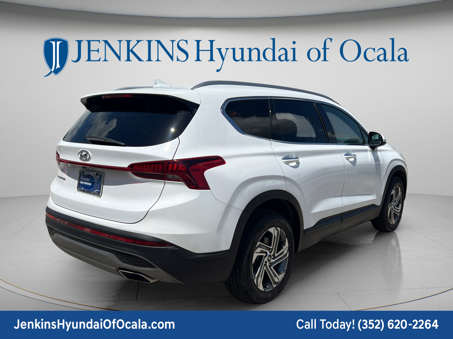 Certified 2023 Hyundai Santa Fe SEL FWD image 3