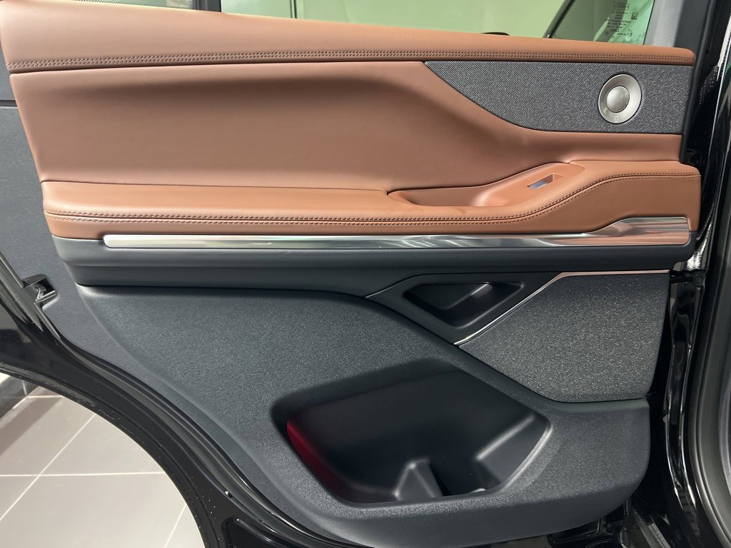 New 2026 Lincoln Navigator Reserve image 45