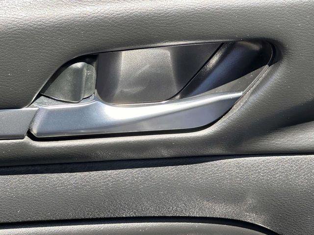 Used 2023 Nissan Altima 2.5 SR w/ SR Premium Package FWD image 13