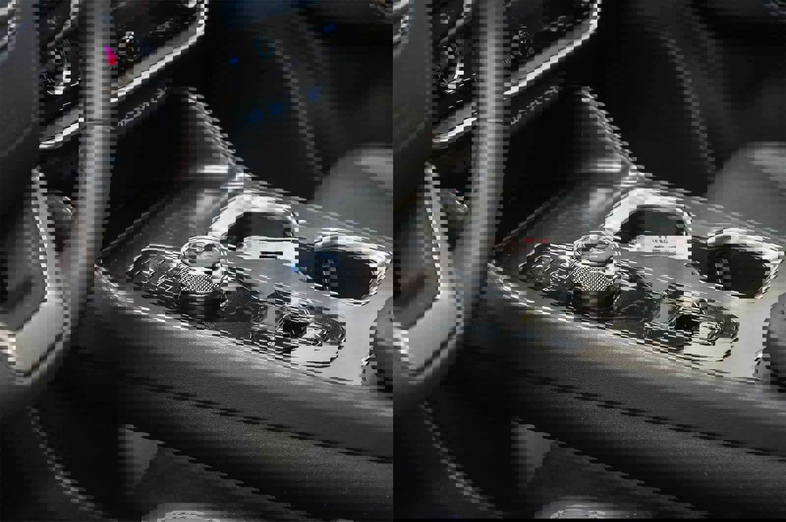 Used 2024 Lexus RZ 300e Premium image 24