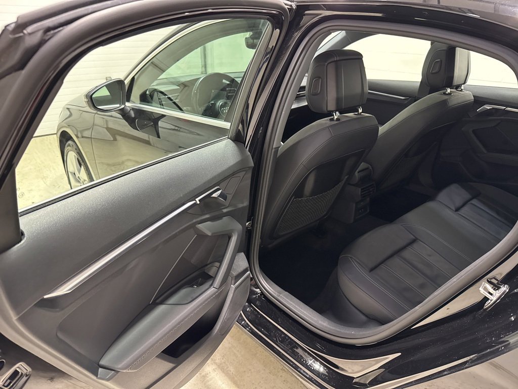 Used 2024 Audi A3 2.0T Premium image 28