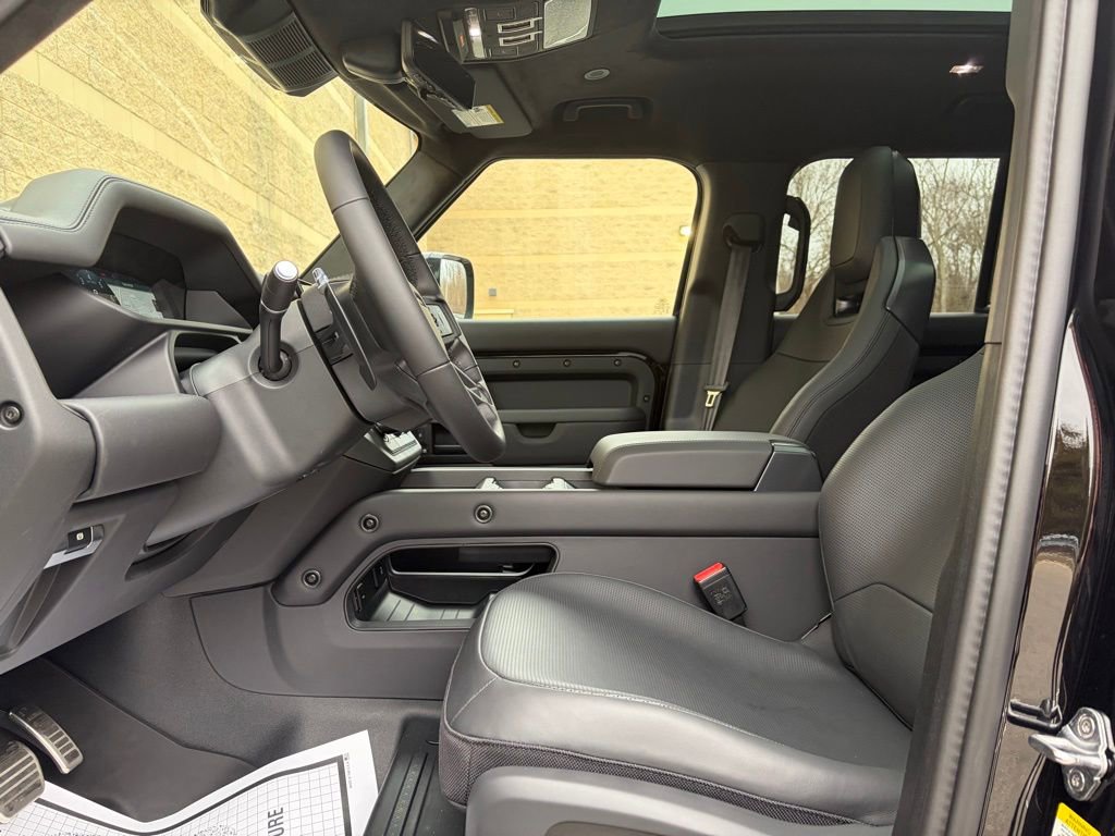 New 2026 Land Rover Defender 110 image 10