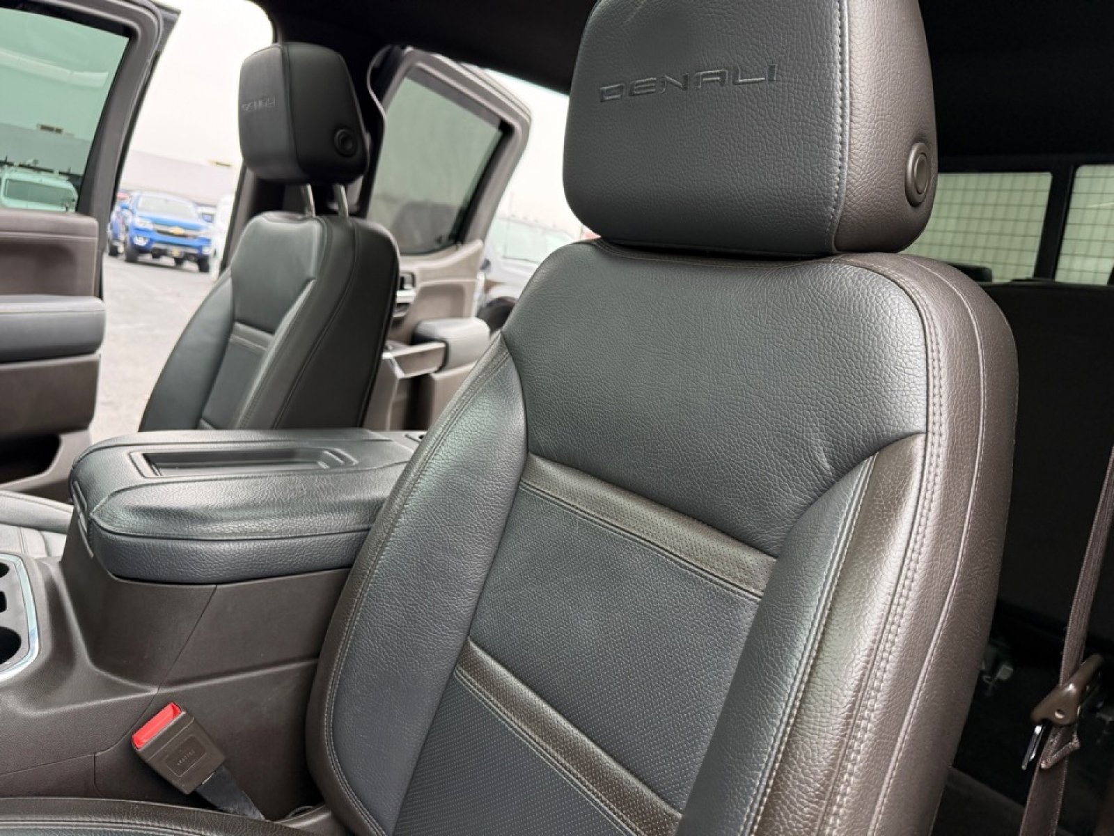 Used 2021 GMC Sierra 1500 Denali image 16