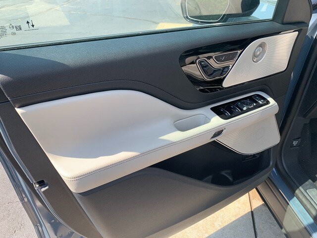 New 2026 Lincoln Aviator Reserve w/ Luxury Package AWD/4WD image 19