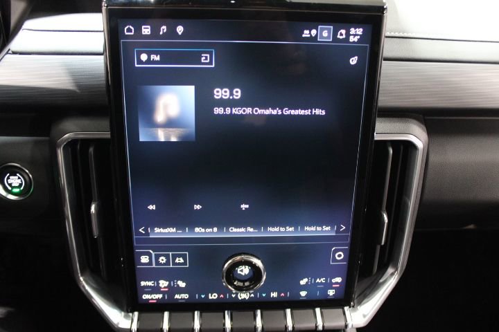 New 2026 GMC Acadia Elevation image 51