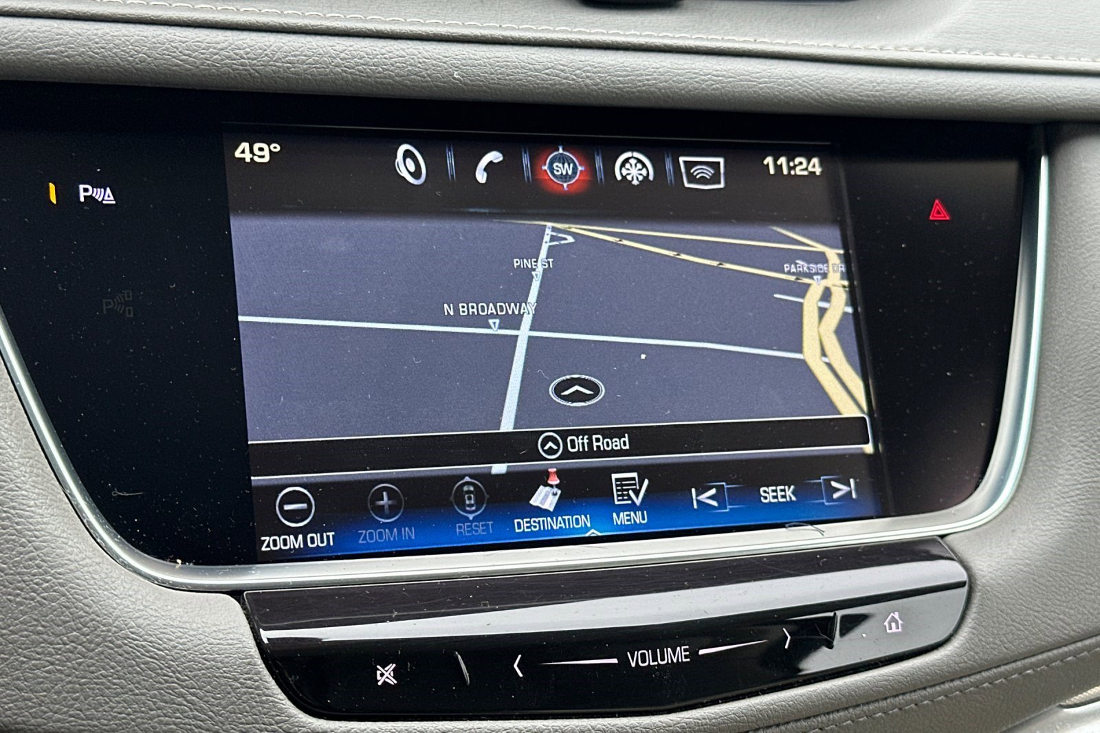 Used 2018 Cadillac XT5 Luxury w/ Driver Awareness Package image 27